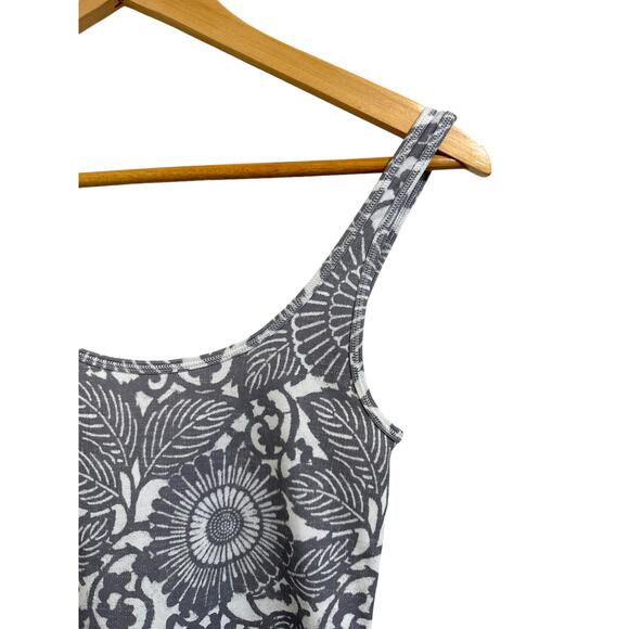 Lululemon Daily Tank Beachy Floral White Fossil Wee‎ Stripe White Fossil size 2 - Picture 2 of 5